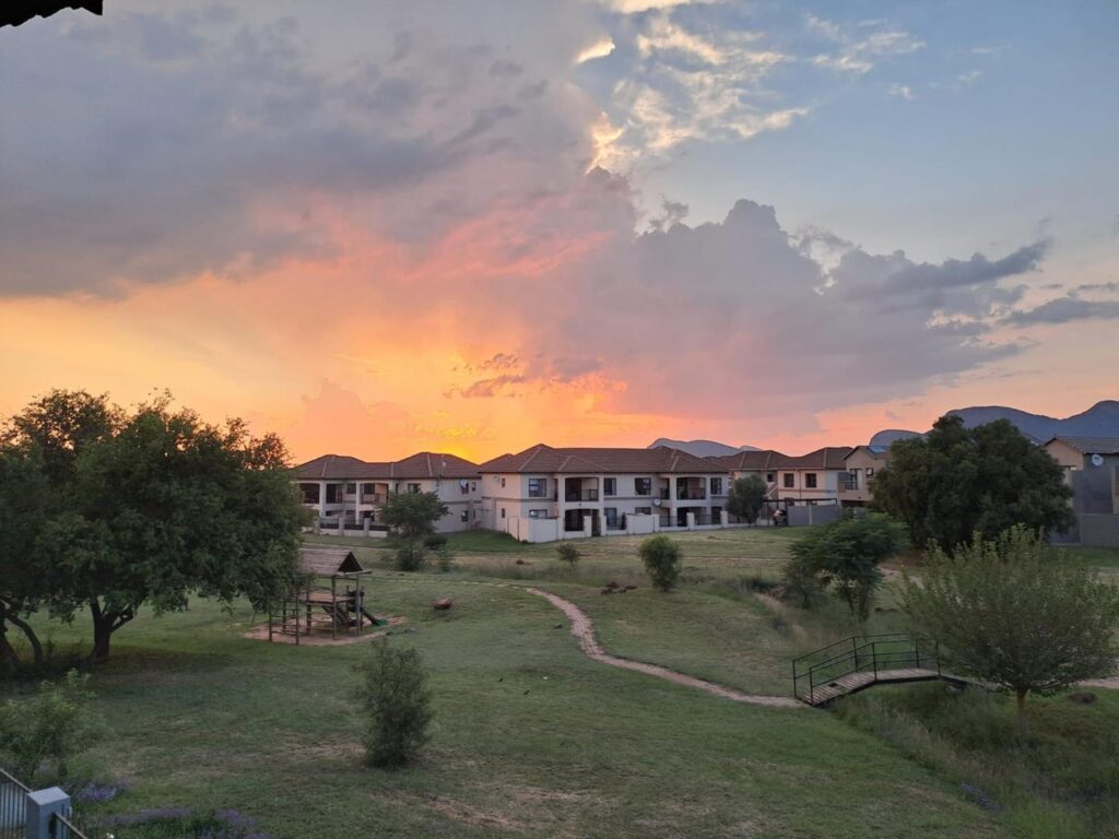 3 Bedroom Family Home in Popular Security Complex in Melodie Hartbeespoort