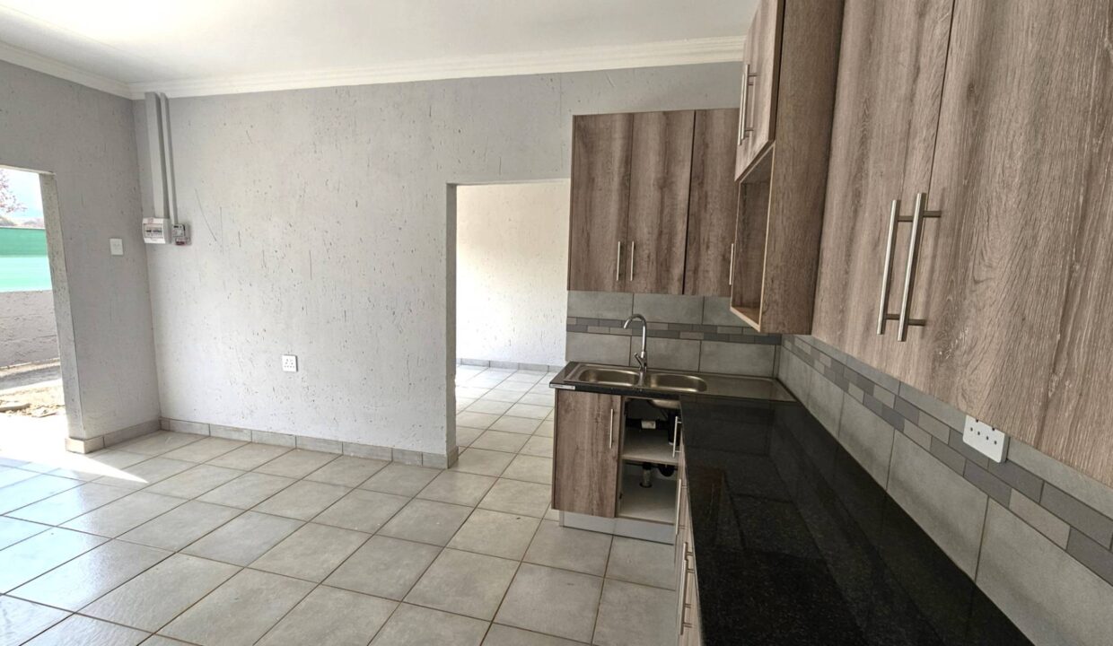 f_15baf177aecc4a2a872f6a0b42b4eff6