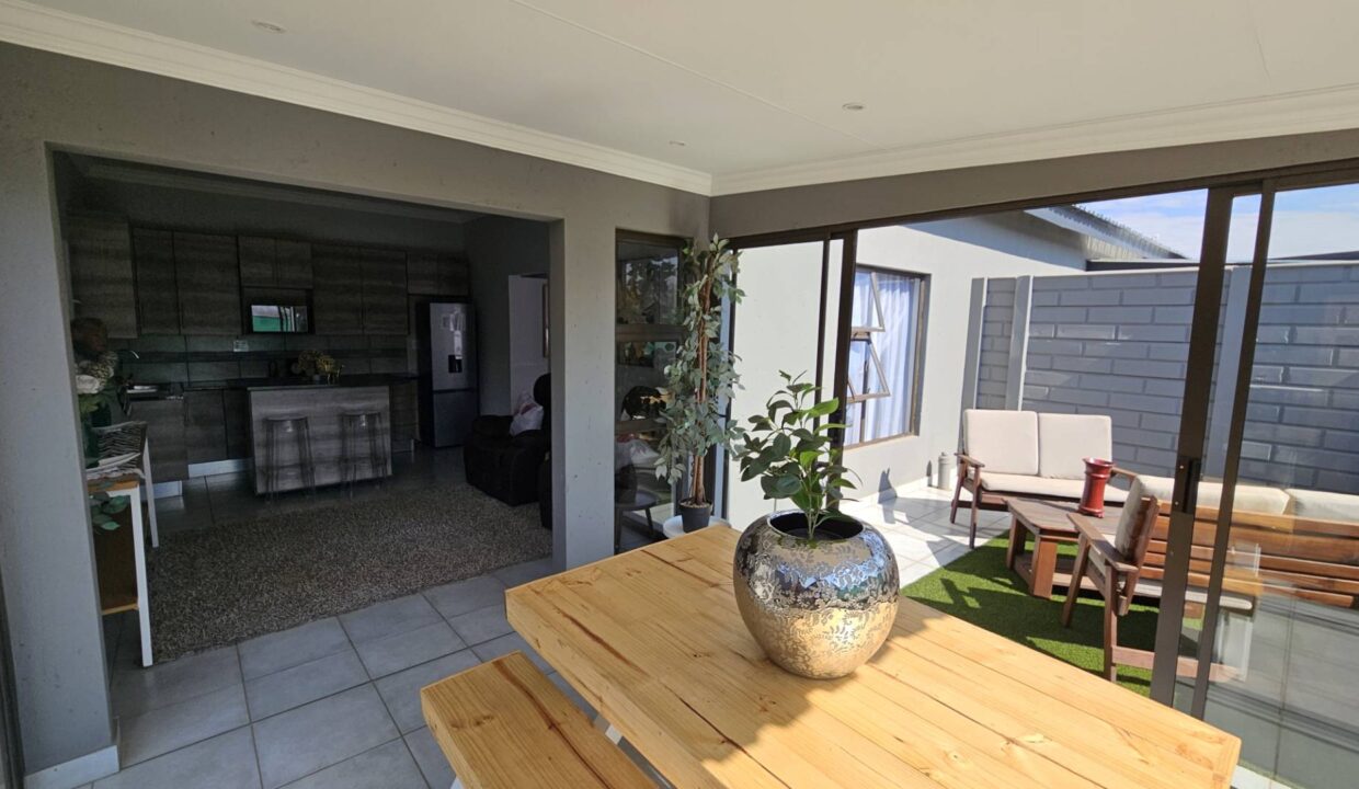 f_1bfa7c7e001d4975b6c5abaf5ef5dd5a