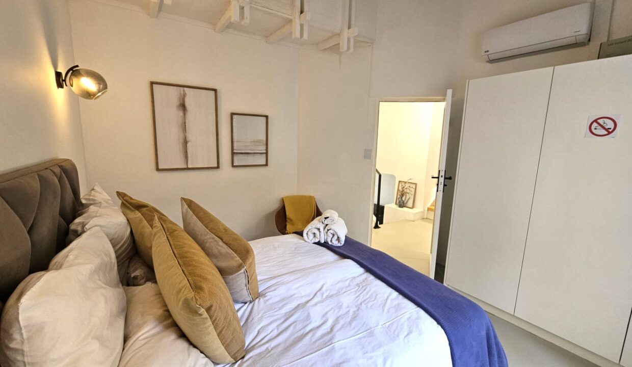 f_422046e85be745f8a873f0da0c65a42a