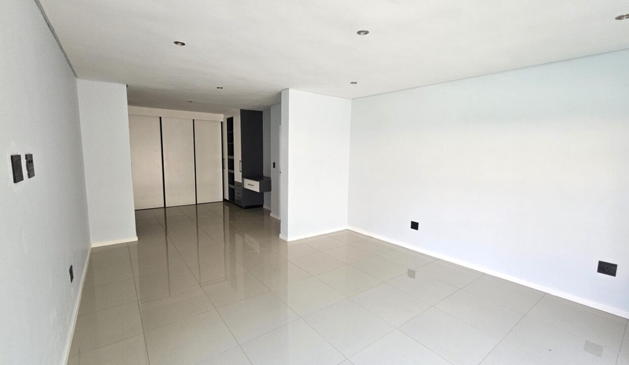 f_7931b538a8044c57b669a9332beda2d9