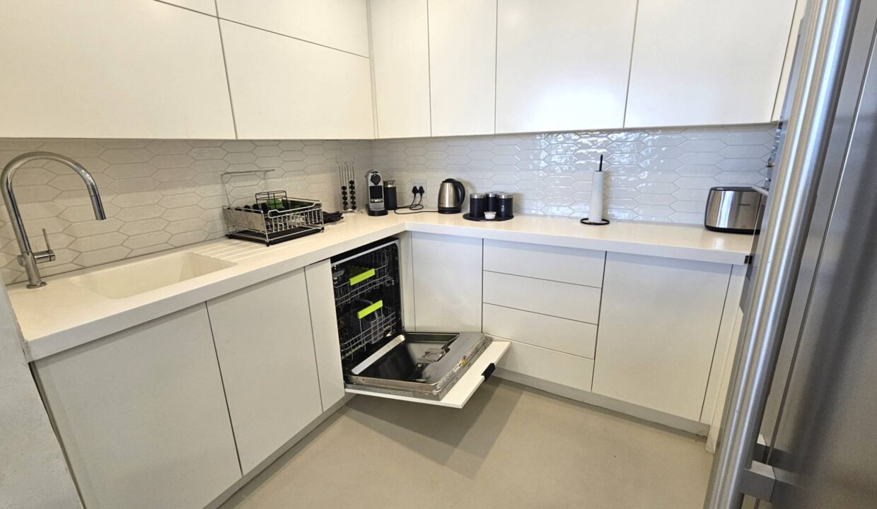 f_7c3a74dcc38e4a7f80bb1b4c71776b5b