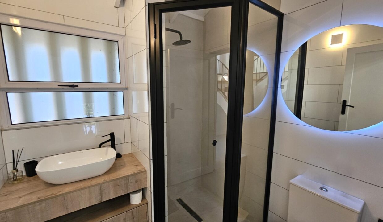 f_921dbce070a34ae185fbb7bf33ef331d