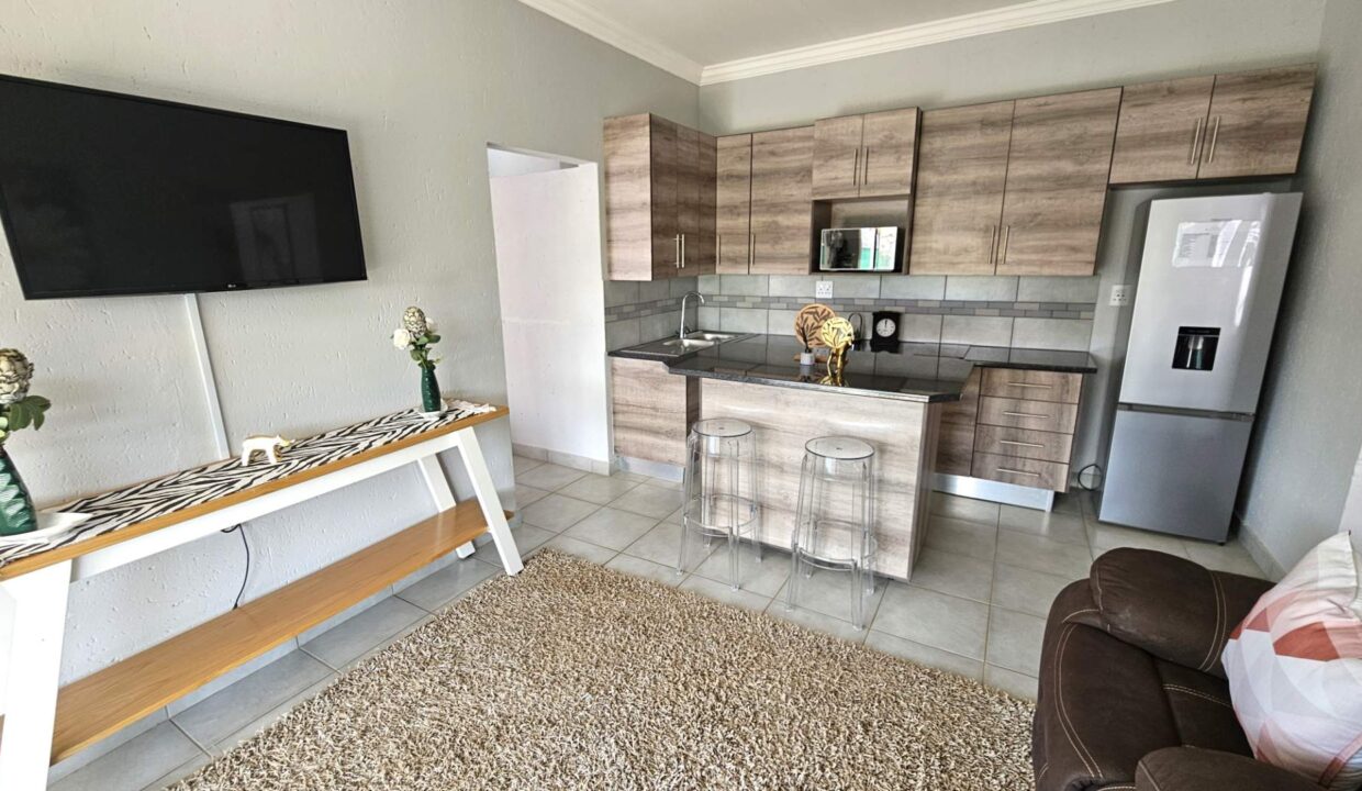 f_a869d3d59d3742cfb67a26aa6e80d700