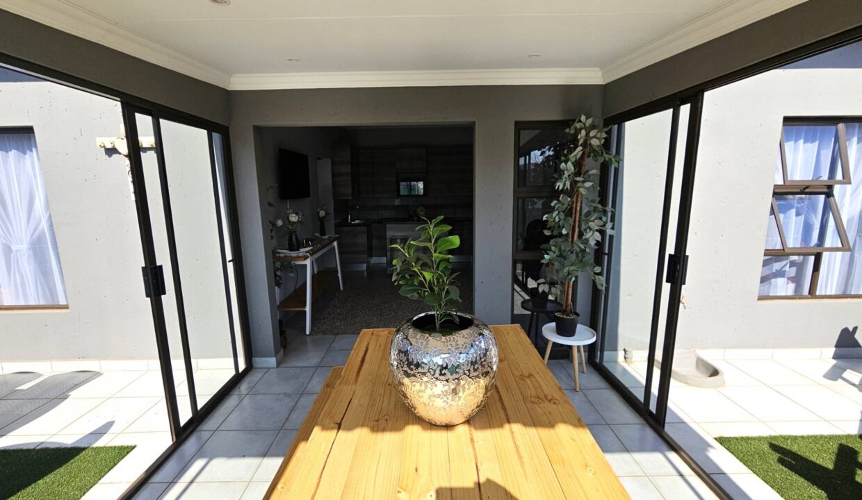 f_d49fb82e6670480b9bd1ea5ea3ec07d3