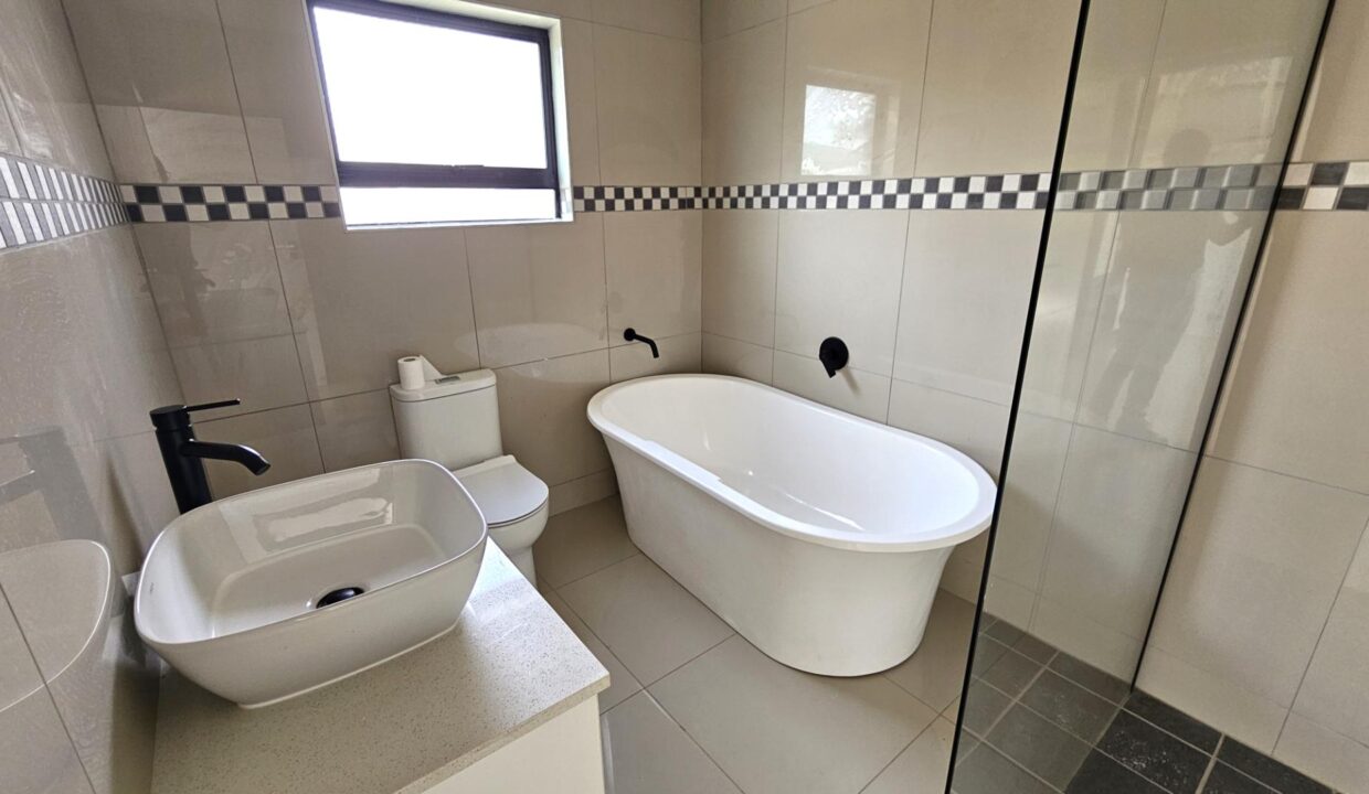 f_f1a3d006b92b4a69ab1633f9e10cffc3