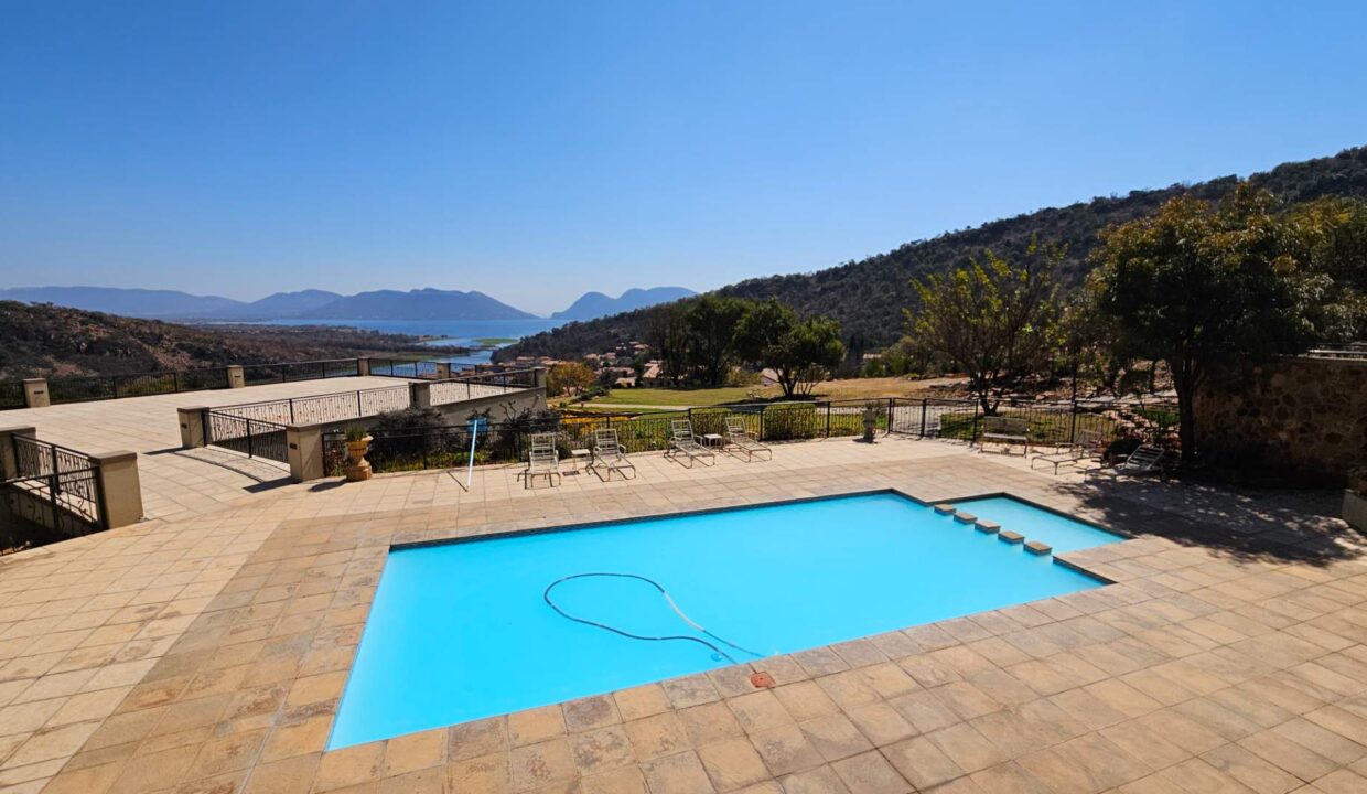 f_fdfe4eac30414b46ac2f246d951a6550